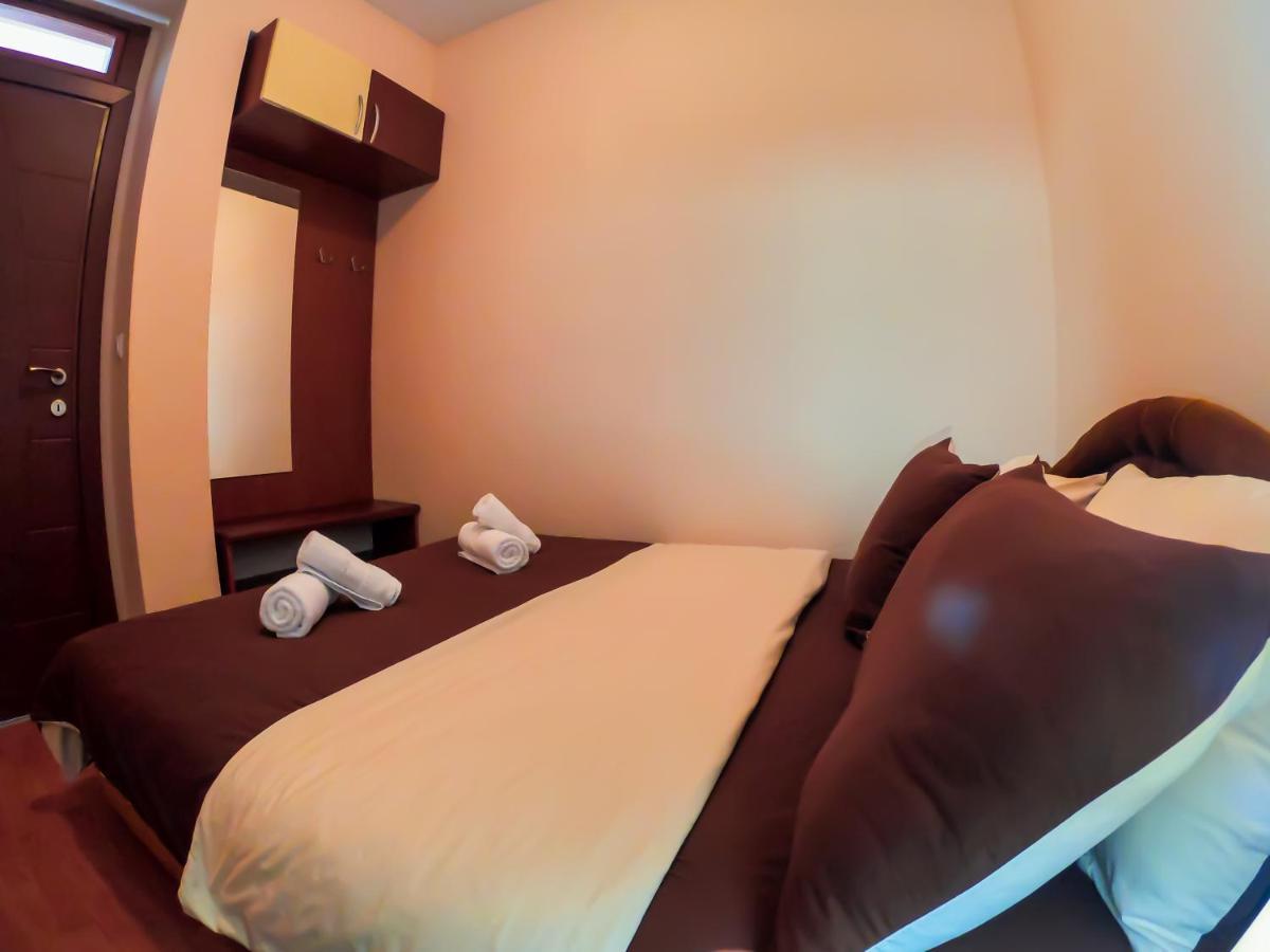 Darni Central Apartments - Bazaar Location With Free Parking Охрид Экстерьер фото