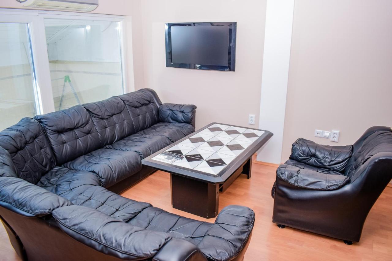Darni Central Apartments - Bazaar Location With Free Parking Охрид Экстерьер фото